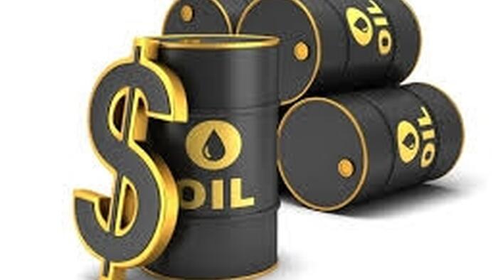 NextImg:US Oil Producers Rushed To Hedge... Just In Time