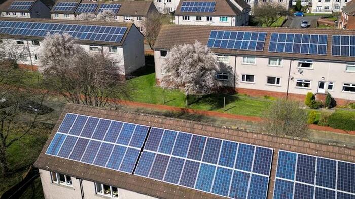 NextImg:UK Makes Solar Panels Mandatory On Most New Homes