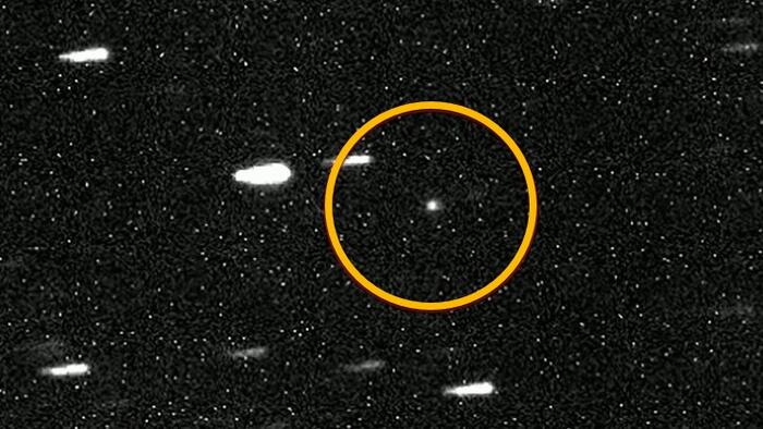 NextImg:Planetary Defenders Track Fast-Moving "Interstellar Object" Through Solar System