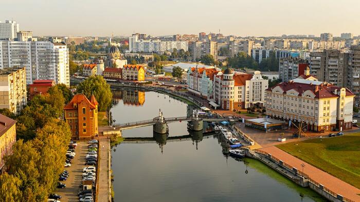 NextImg:Kremlin Blasts 'Hostile' US Talk Of NATO Quickly Seizing Kaliningrad