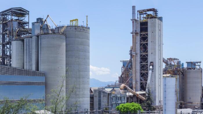 NextImg:Canada's Manufacturing Sector Faces Sharp Decline Amid Tariffs And Trade Uncertainty