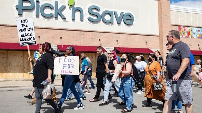 Retailers Accused Of "Racism" As They Flee Black Neighborhoods In Milwaukee
