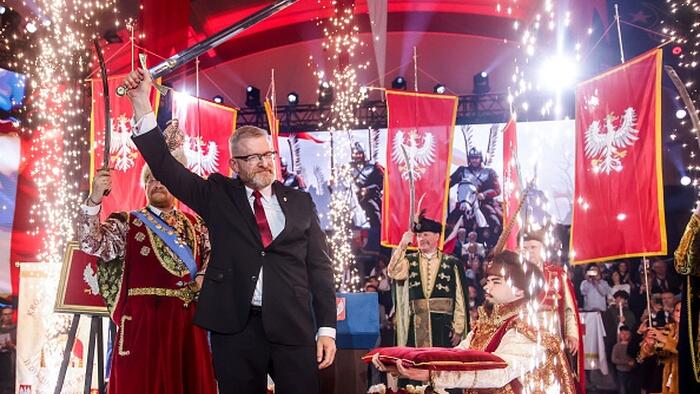 NextImg:Polish Socialist Calls For Ban On Right Wing Party 'Before It Grows To Size We Cannot Handle'