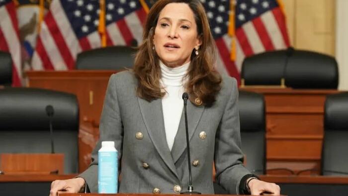 NextImg:Bipartisan Lawmakers Introduce Dignity Act, Seeking Legal Status For Some Illegal Immigrant Workers