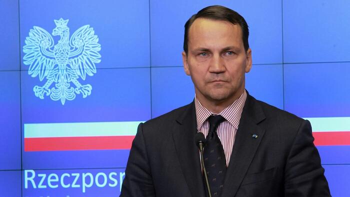 NextImg:Poland Blasts Trump-Putin Dialogue After Drone Strike Escalation
