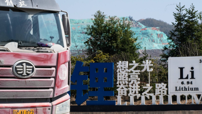 NextImg:Lithium Futures Soar After CATL Shuts Mega Mine, In-Line With Beijing's "Anti-Involution" Campaign