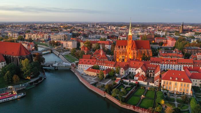 NextImg:The Germans Are Invading Poland (This Time With Real Estate Investment Capital)