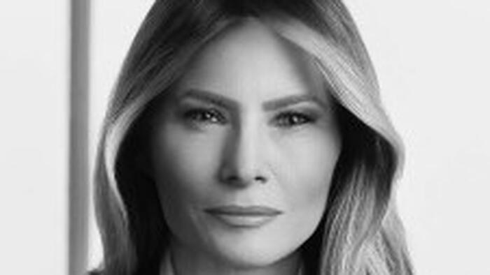 NextImg:Melania Trump Threatens Hunter Biden With $1 Billion Defamation Lawsuit
