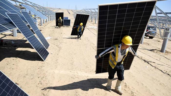 NextImg:China's Solar Industry Quietly Fired A Third Of Its Workers 