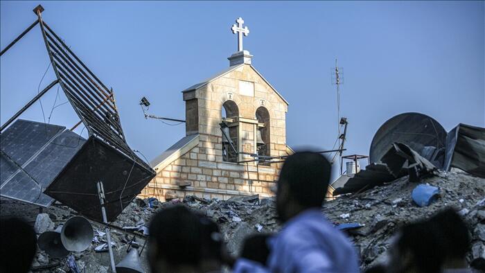 NextImg:Christian Priests & Nuns Refuse To Leave Gaza City