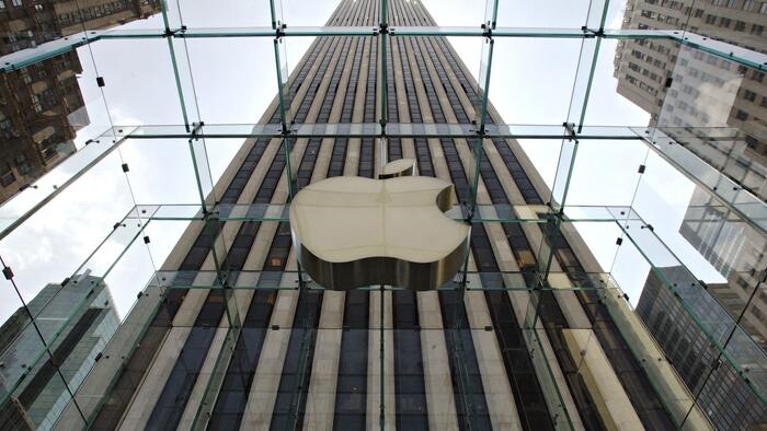 NextImg:Apple Plans AI Robots, Smarter Siri And Home Devices In Bid To Regain Momentum