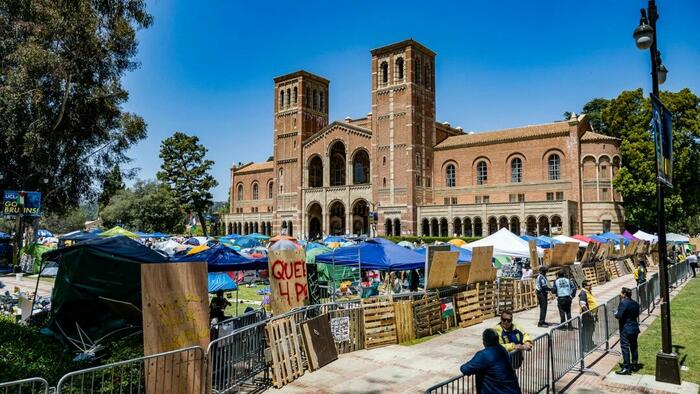 NextImg:Government Has Frozen $584 Million In UCLA Funding, University Resumes Talks