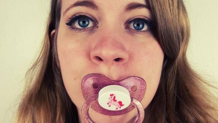 NextImg:WTF! Trend Of Adults Using Pacifiers To 'Relieve Stress' Is Snowballing