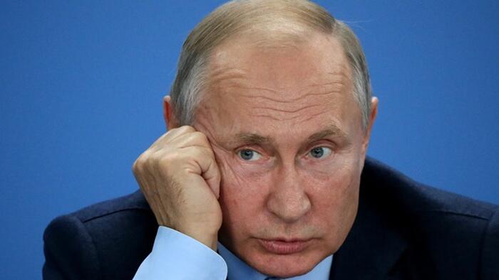 NextImg:"Russia's Economy Stinks": Drop In Energy Prices Will Make Putin "Stop Killing People", Trump Says