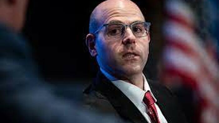 NextImg:Trump Appoints Stephen Miran As Fed Governor, Replacing Kugler: Dollar Dumps, Gold And Crypto Surge