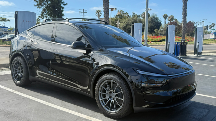 NextImg:Goldman Raises Tesla Delivery Estimates, Notes Improving Brand Sentiment