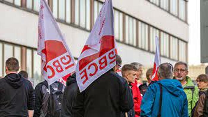 NextImg:German Union Demands Climate Policy U-Turn