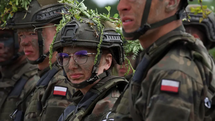 NextImg:Europe On "High Alert" As Polish Moms Train For War Against Russia
