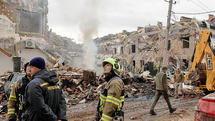 NextImg:Russia Launches Massive Strikes On Kyiv As Kupiansk Ready To Fall