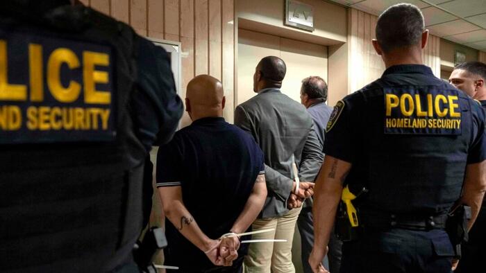 NextImg:Elected Officials Arrested At Manhattan Immigration Facility