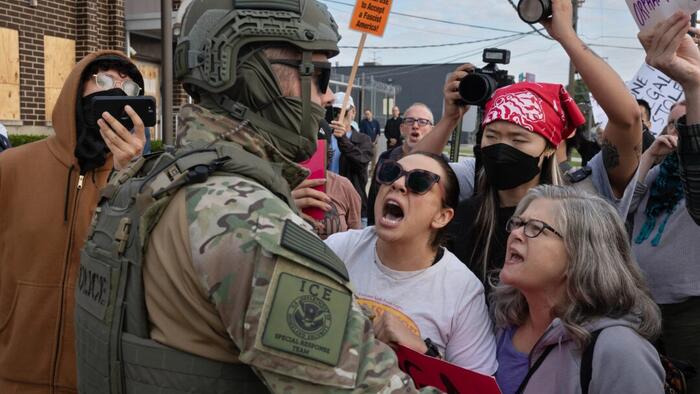 NextImg:ICE Agents Won't Comply With California's 'Unconstitutional' Face Mask Ban: DHS