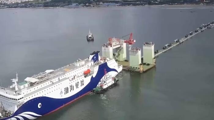 NextImg:US Intel Warns China Is Modifying Tank-Carrying Ferry Fleet For Potential Taiwan Invasion