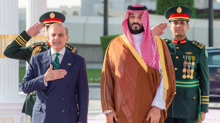 NextImg:Pakistan Extends Nuclear Umbrella Over Saudi Arabia In Defense Pact