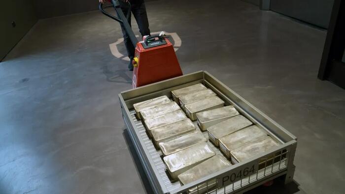 NextImg:India Funds Halt Silver ETF Investment Amid Unprecedented Global Shortage