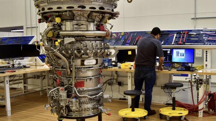 China's C919 Jet Faces Delays Despite Big Airline Orders