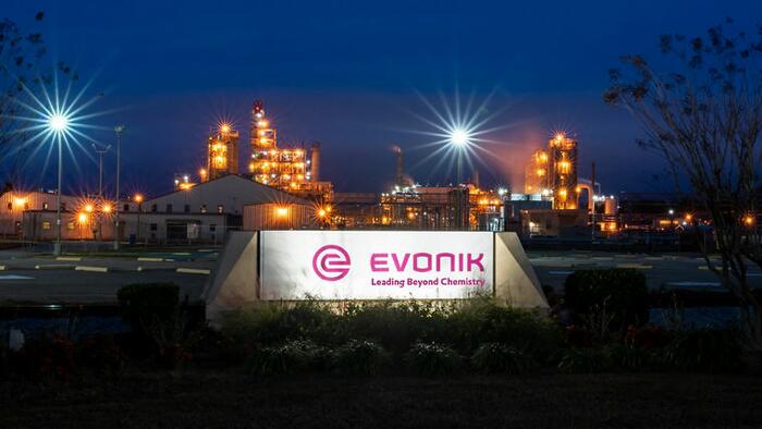 NextImg:Evonik CEO Kullmann Calls For End Of CO₂ Cult: Wake-Up Call For Europe's Economy