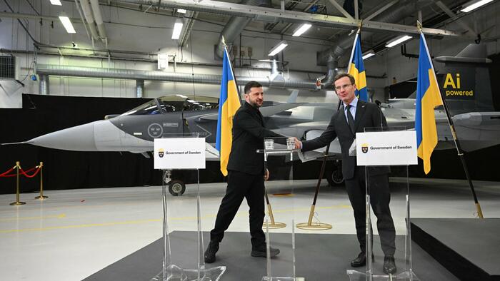 Zelensky Signs Letter Of Intent To Acquire Whopping 150 Swedish Fighter Jets Over Next 10-15 Years Zelensky Signs Letter Of Intent To Acquire Whopping 150 Swedish Fighter Jets Over Next 10-15 Years