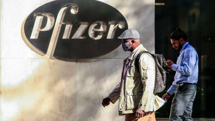NextImg:Pfizer Left COVID-19 Vaccine Data Out Of Submissions To FDA, Documents Show