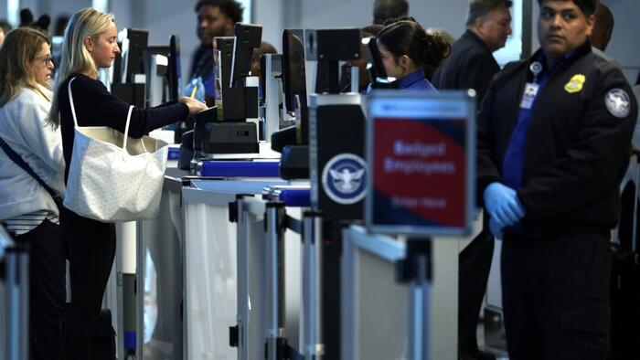 Transportation Secretary Sean Duffy Warns Of Nationwide Flight Delays Amid Government Shutdown Transportation Secretary Sean Duffy Warns Of Nationwide Flight Delays Amid Government Shutdown