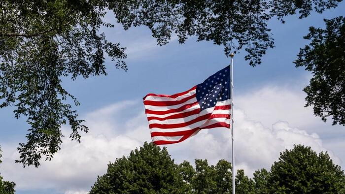 NextImg:Burger Chain Installs 'Tallest And Biggest' American Flags At Restaurants Nationwide