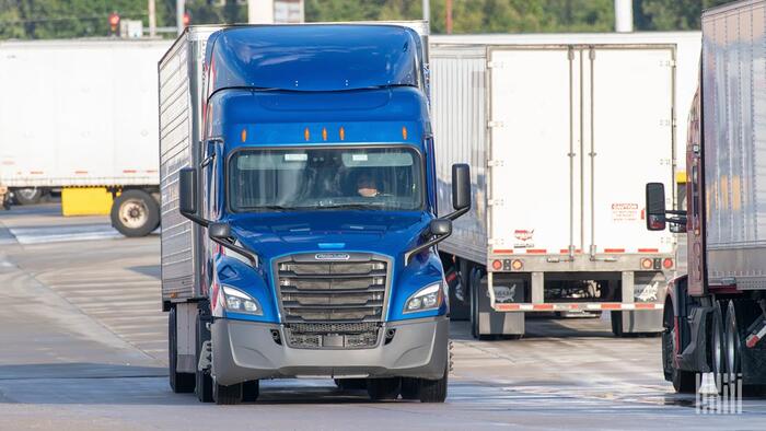 NextImg:Trucking Industry Advised To Audit All Drivers To Limit CDL Liability