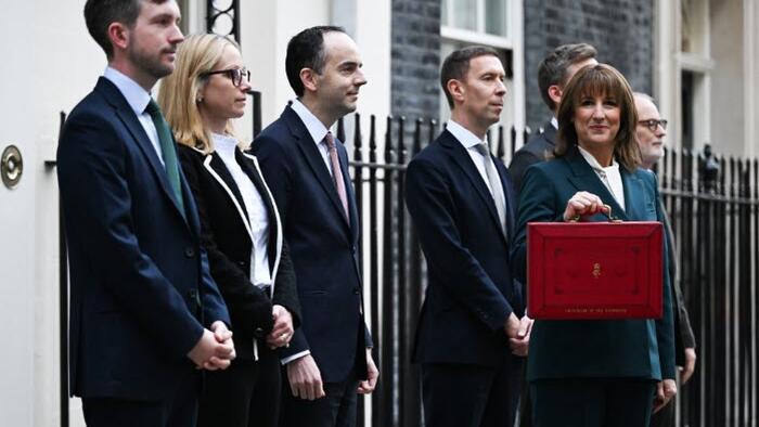 Political Fallout Is Biggest Risk For Market After ‘Botched’ UK Budget Political Fallout Is Biggest Risk For Market After ‘Botched’ UK Budget