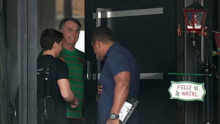 Brazilian Police Make ‘Preventative Arrest’ Of Jair Bolsonaro, Fearing He’ll Flee Brazilian Police Make ‘Preventative Arrest’ Of Jair Bolsonaro, Fearing He’ll Flee