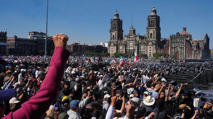 A Looming Mexican Coup? A Looming Mexican Coup?