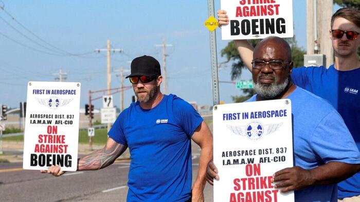 Boeing Union Workers Approve New Contract, Ending 3-Month Strike Boeing Union Workers Approve New Contract, Ending 3-Month Strike
