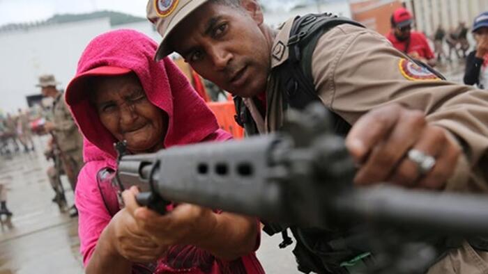 Maduro’s ‘Massive Mobilization’ Includes Millions Of Poorly Armed Civilian Militia Maduro’s ‘Massive Mobilization’ Includes Millions Of Poorly Armed Civilian Militia