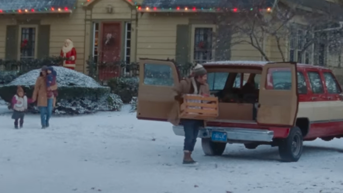 zerohedge.com - Tyler Durden - Chevrolet's Pro-Family Christmas Ad Reinforces Death Of Woke Marketing