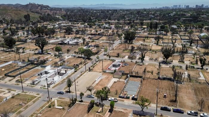 Investors Scoop Up 40% Of Vacant Lots Sold After Los Angeles Fires: Report