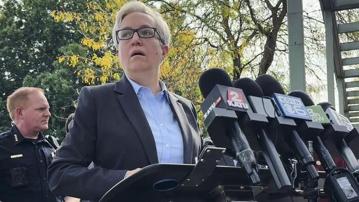 Oregon’s Far-Left Governor Threatens Lawfare Against ICE Agents Oregon’s Far-Left Governor Threatens Lawfare Against ICE Agents