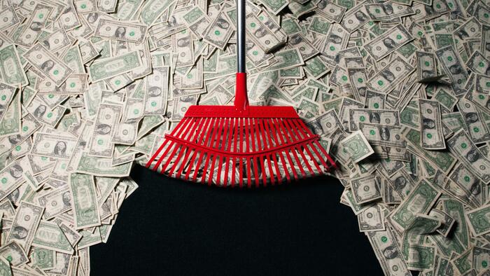 Trump Weighs Limiting Defense Contractors' Shareholder Payouts, CEO Compensation