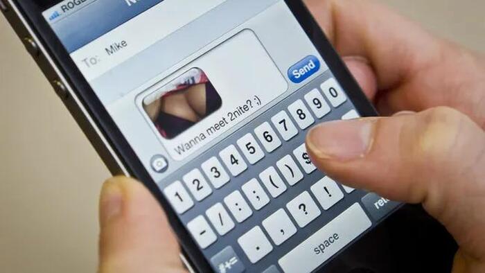 Sexting Banned In China? Beijing Stiffens Penalties For Sharing “Obscene” Material