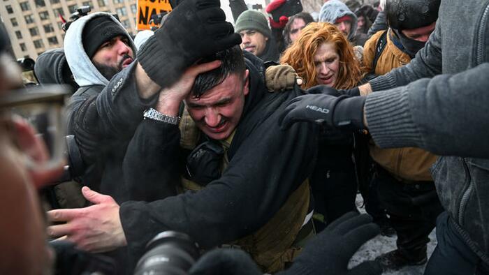 Violent Left Wing Mobs In Minneapolis Hunt For ICE And Attack Counter Protesters