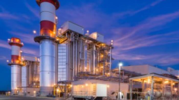 Vistra Jumps After Buying 10 Nat Gas-Fired Power Plants For  Billion