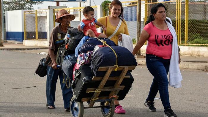 Colombia & Brazil Bolster Armed Forces At Borders, Bracing For Venezuelan Refugee Influx