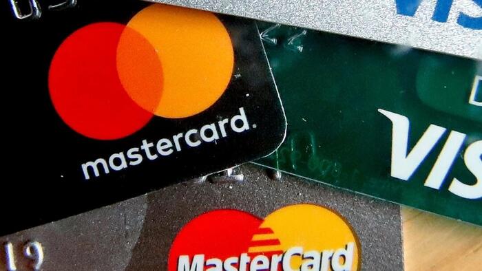 “Affordability!”: Trump Calls For Temporary 10 Percent Cap On Credit Card Interest Rates