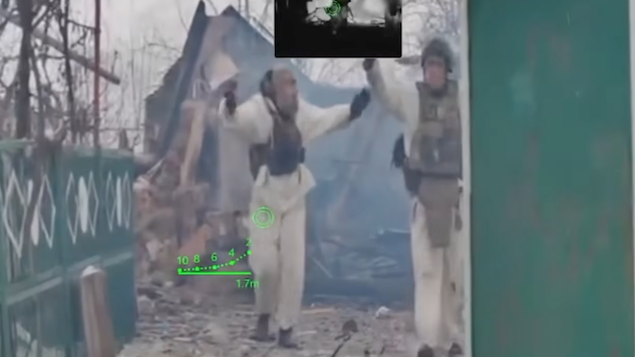 zerohedge.com - Tyler Durden - Watch: Russian Soldiers Surrender To Gun-Wielding Robot; Humanoid Warfare Nears